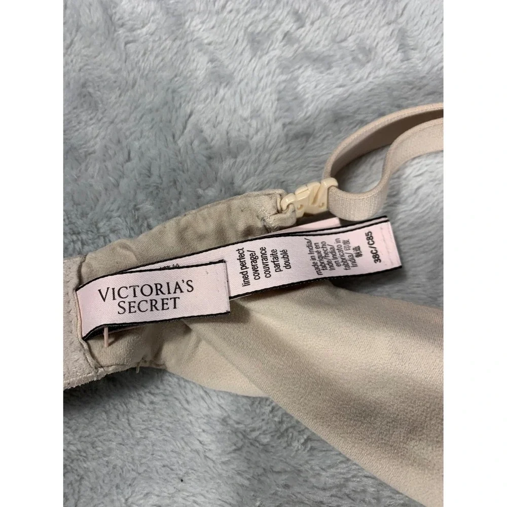 Victoria's Secret Lined Perfect Coverage Bra Womens 38C Beige Lace Trim